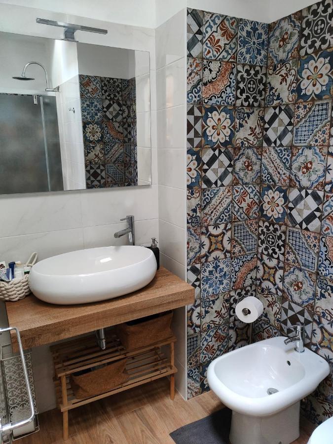 Volta 8 Rooms Trieste Ngoại thất bức ảnh